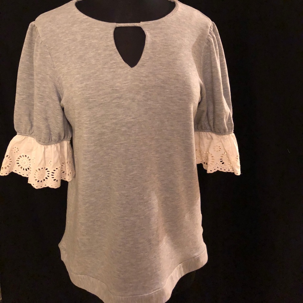 Grey top ruffle sleeve NWT sz Medium